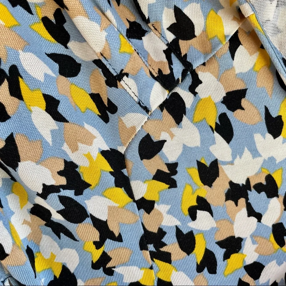 Diane von Furstenberg 100% Silk Kye Wrap Dress - Size 8 - Picture 8 of 8